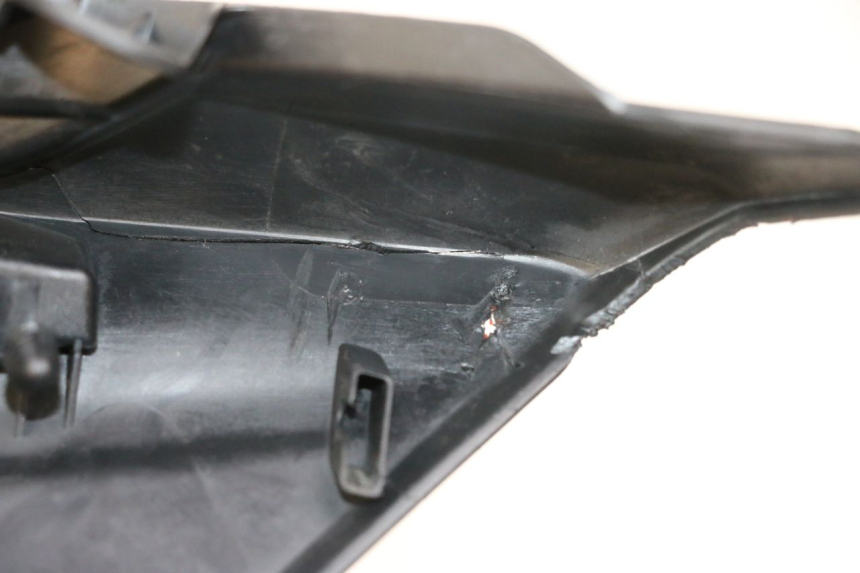 photo de CARENADO TRASERO DERECHA YAMAHA MT-07 MT07 ABS 700 (2018 - 2020) - Detalle de la pieza