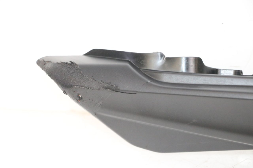 photo de CARENADO TRASERO DERECHA YAMAHA MT-07 MT07 ABS 700 (2018 - 2020) - Inspección visual detallada