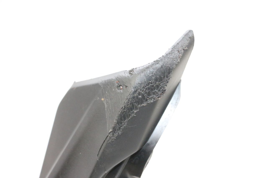 photo de CARENADO TRASERO DERECHA YAMAHA MT-07 MT07 ABS 700 (2018 - 2020) - Primer plano técnico