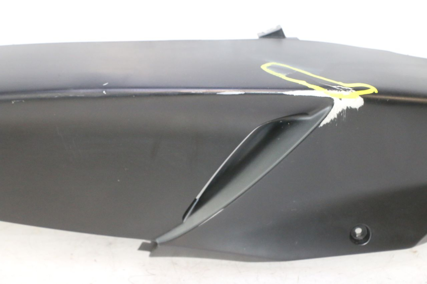 photo de CARENADO TRASERO DERECHA PIAGGIO NEW TYPHOON 50 (2018 - 2021) - Zoom estado de uso