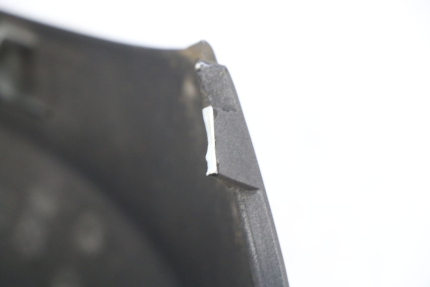 photo de FLANCO TRASERO DERECHO GILERA NEXUS 125 (2009 - 2013) - Primer plano técnico