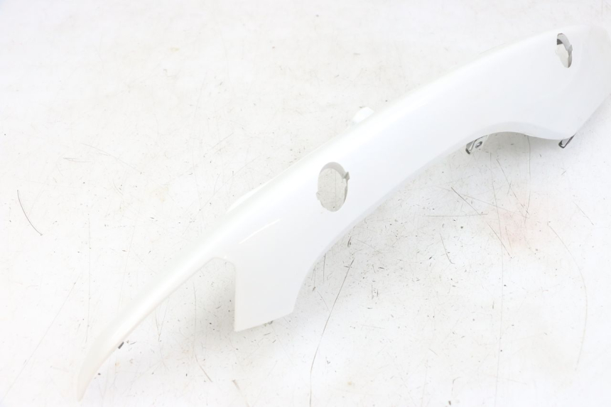 photo de CARENADO TRASERO DERECHA MOTO GUZZI NORGE 8V GT 1200 (2011 - 2016) - Detalles de los puntos de fijación