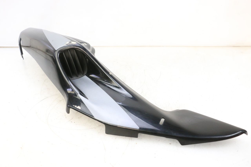 photo de CARENADO TRASERO DERECHA HONDA NSR R 125 (1994 - 2003) - Detalles de los puntos de fijación