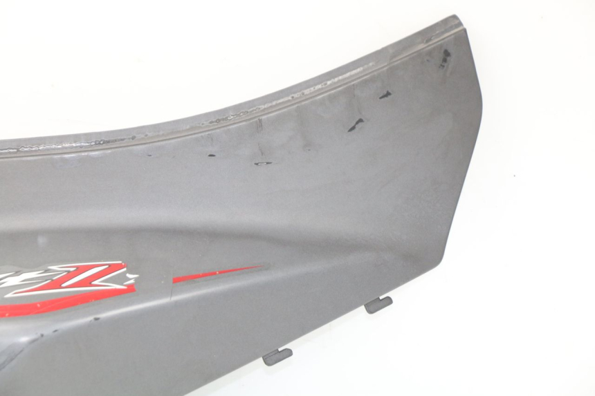 photo de CARENADO TRASERO DERECHA SYM ORBIT 2 4T 50 (2008 - 2017) - Estado de la superficie y material