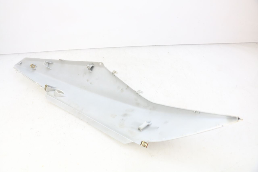 photo de FLANCO TRASERO DERECHO SYM ORBIT III 3 4T 50 (2018 - 2021) - Detalles de los puntos de fijación