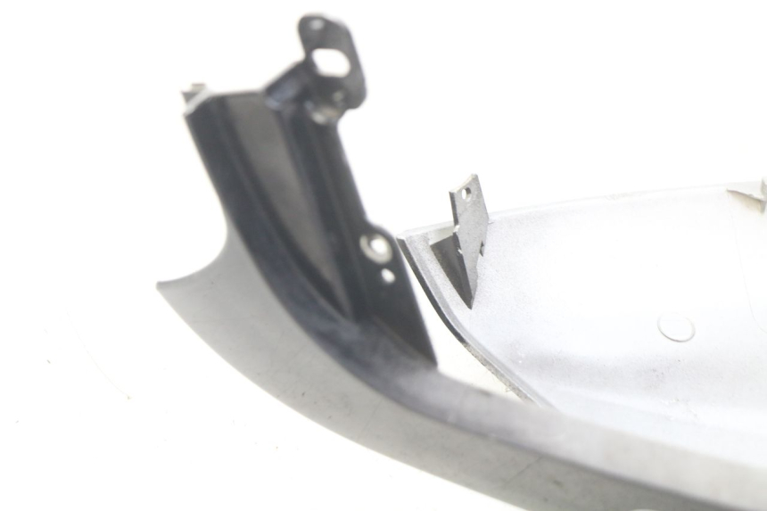 photo de FLANCO TRASERO DERECHO MBK OVETTO 2T 50 (2007 - 2017) - Detalles de los puntos de fijación