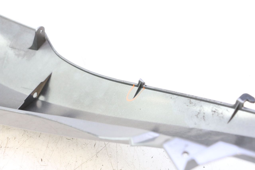 photo de CARENADO TRASERO DERECHA HONDA PCX (JF28) 125 (2009 - 2011) - Otra perspectiva