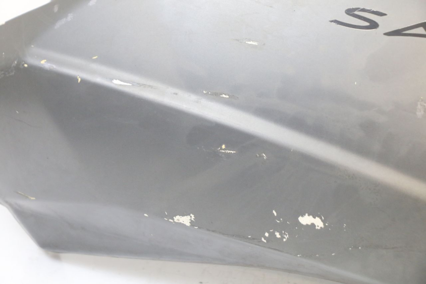 photo de CARENADO TRASERO DERECHA PEUGEOT SATELIS 125 (2013 - 2018) - Primer plano técnico