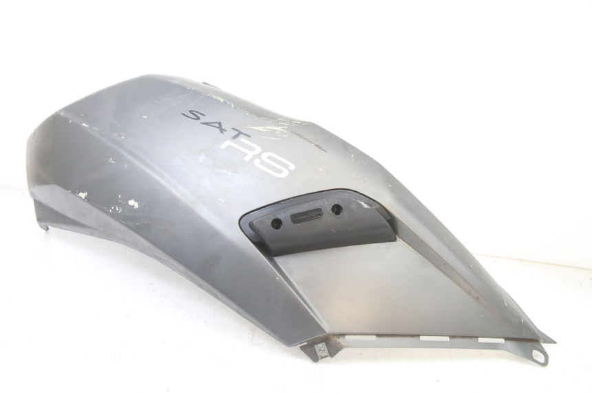 photo de CARENADO TRASERO DERECHA PEUGEOT SATELIS 125 (2013 - 2018) - Detalles de los puntos de fijación