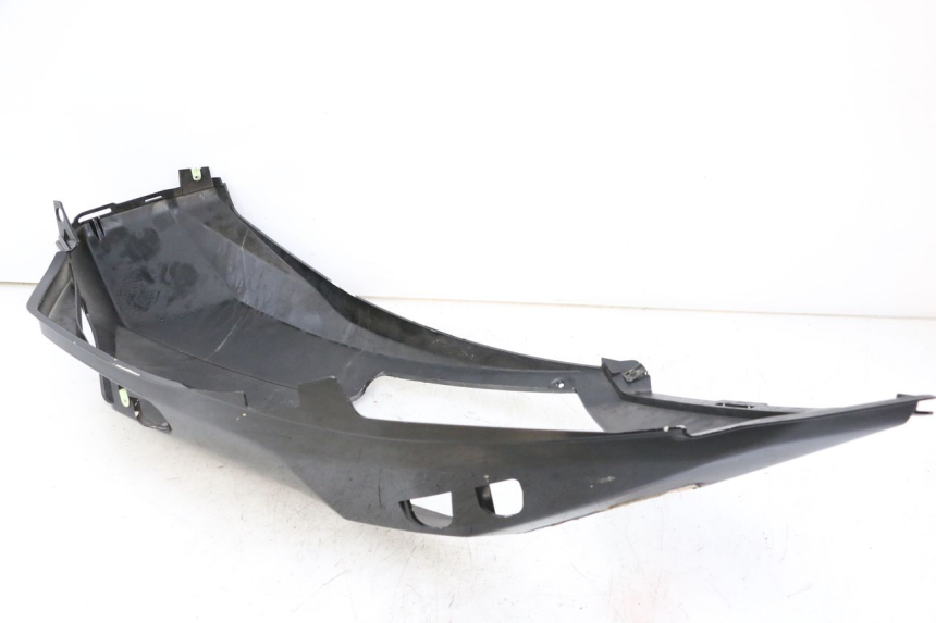 photo de CARENADO TRASERO DERECHA PEUGEOT SATELIS COMPRESSOR K15 125 (2006 - 2009) - Otra perspectiva