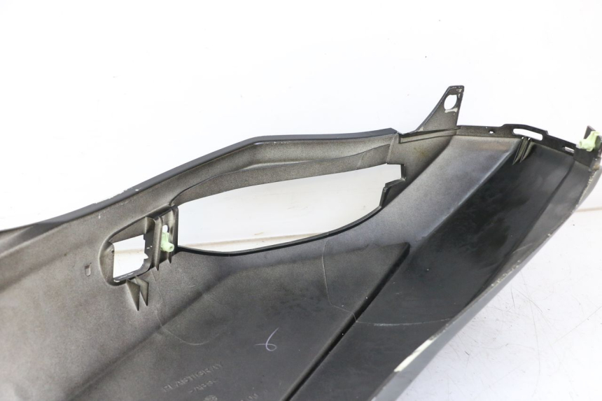 photo de CARENADO TRASERO DERECHA PEUGEOT SATELIS COMPRESSOR K15 125 (2006 - 2009) - Vista general del producto