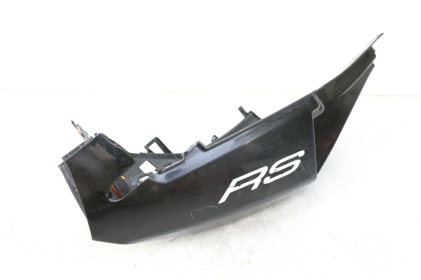 photo de CARENADO TRASERO DERECHA PEUGEOT SPEEDFIGHT 3 LC 2T 50 (2009 - 2015) - Estado de la superficie y material