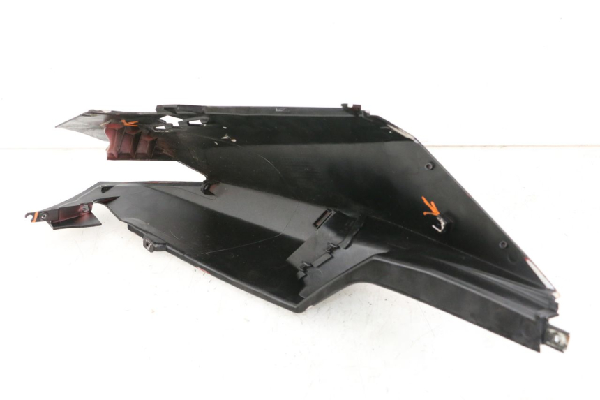 photo de CARENADO TRASERO DERECHA PEUGEOT SPEEDFIGHT 3 LC 2T 50 (2009 - 2015) - Recambio usado revisado