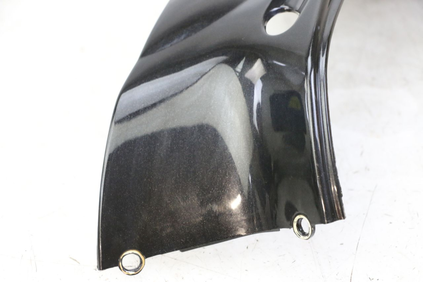 photo de CARENADO TRASERO DERECHA PEUGEOT TREKKER TKR 50 (2005 - 2014) - Detalles de los puntos de fijación