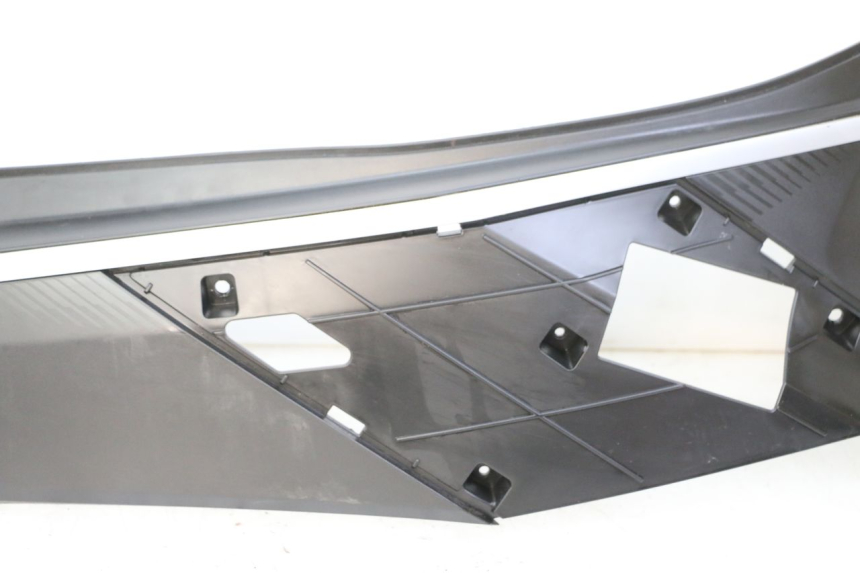 photo de FLANCO TRASERO DERECHO PEUGEOT TWEET 4T 50 (2023 - 2025) - Características distintivas