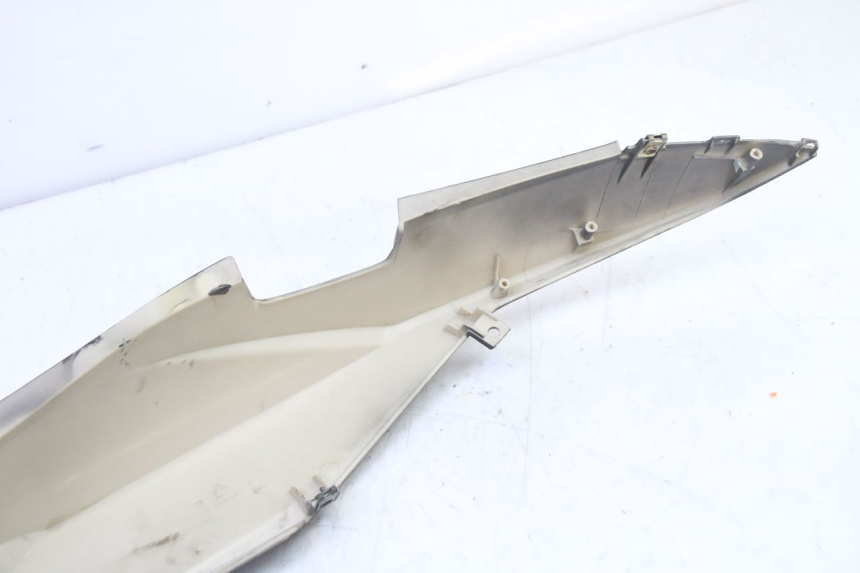 photo de FLANCO TRASERO DERECHO MAG POWER R-STREET 50 (2016 - 2025) - Estado de la superficie y material