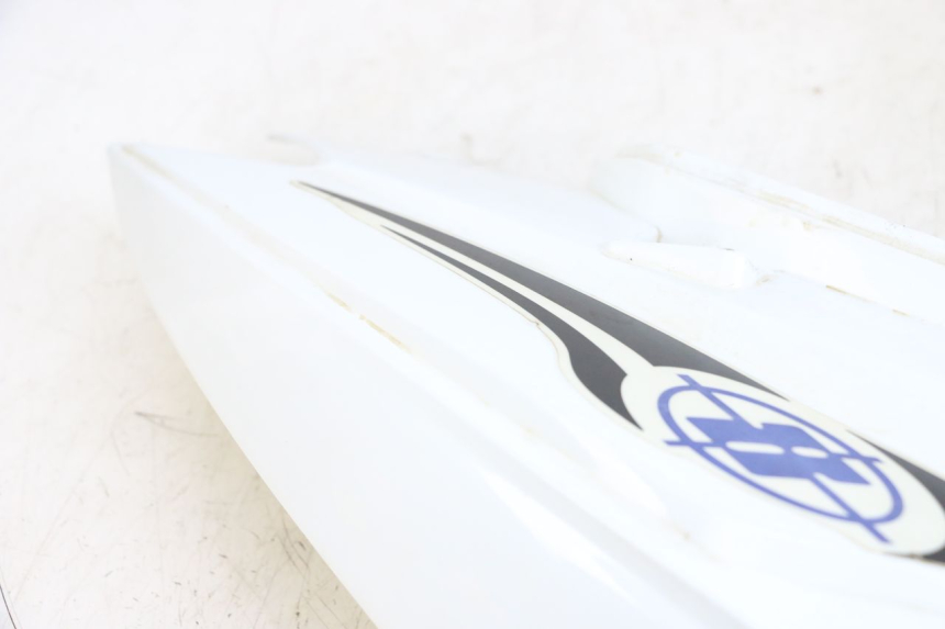 photo de CARENADO TRASERO DERECHA EUROCKA R8 4T 50 (2013 - 2022) - Características distintivas