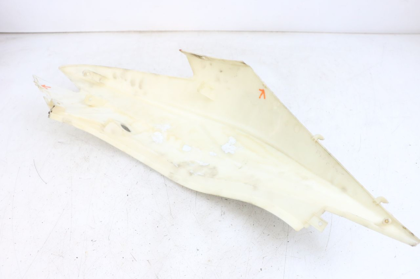 photo de CARENADO TRASERO DERECHA EUROCKA R8 4T 50 (2013 - 2022) - Primer plano técnico