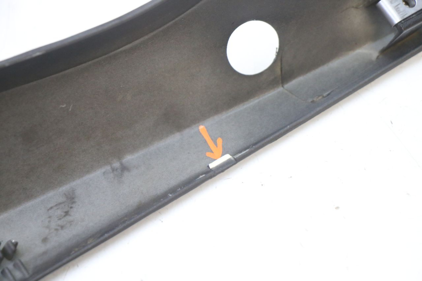 photo de CARENADO TRASERO DERECHA GILERA RUNNER SP 50 (2006 - 2008) - Otra vista del artículo