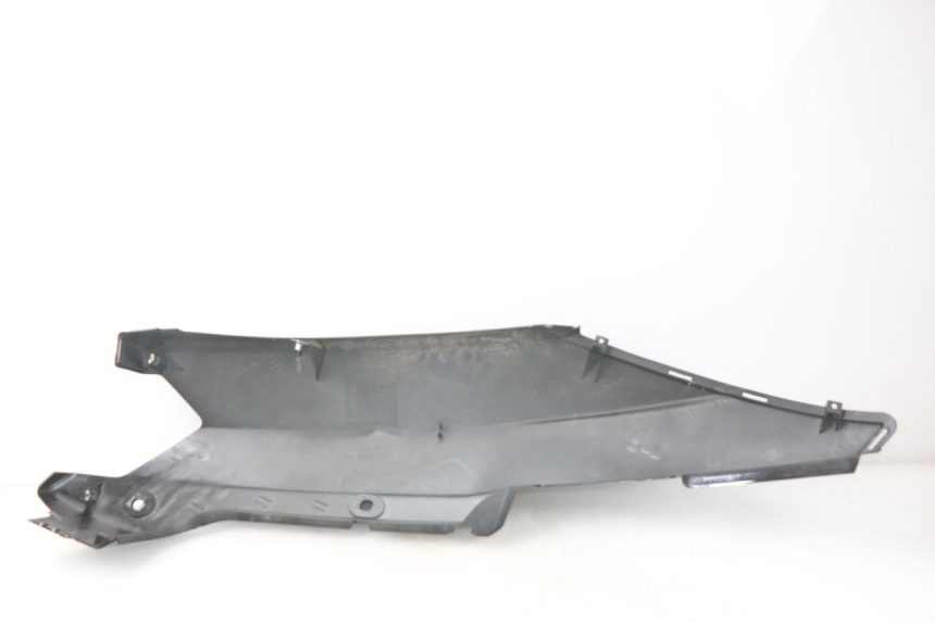 photo de FLANCO TRASERO DERECHO DAELIM S2 FI 125 (2008 - 2017) - Detalles de los puntos de fijación