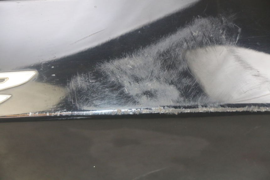 photo de FLANCO TRASERO DERECHO DAELIM S2 FI 125 (2008 - 2017) - Características distintivas