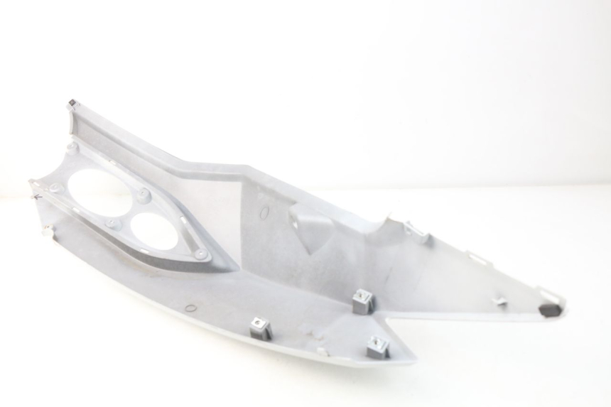 photo de FLANCO TRASERO DERECHO DAELIM S3 125 (2010 - 2017) - Otra perspectiva