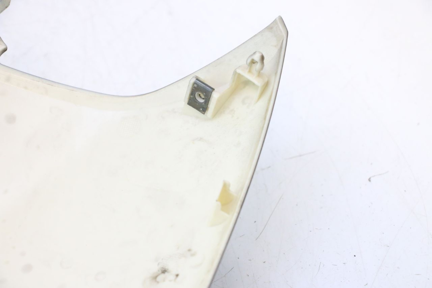 photo de CARENADO TRASERO DERECHA BAIKU SAKURA 1 (2021 - 2025) - Primer plano técnico