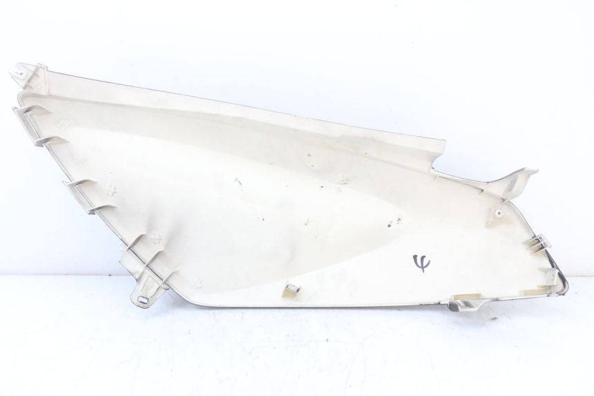 photo de CARENADO TRASERO DERECHA JM MOTORS SANTANA 50 (2014 - 2023) - Otra perspectiva