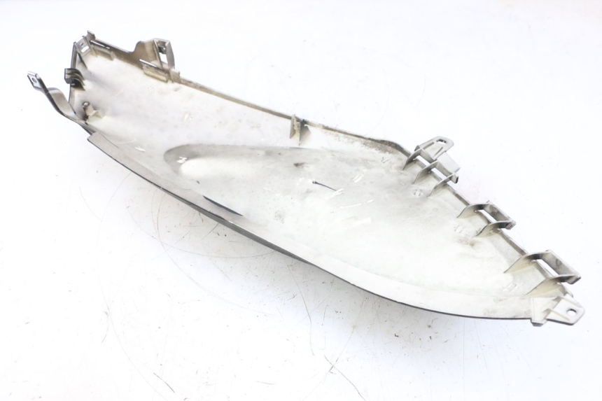 photo de CARENADO TRASERO DERECHA JM MOTORS SANTANA 50 (2014 - 2023) - Detalle de la pieza