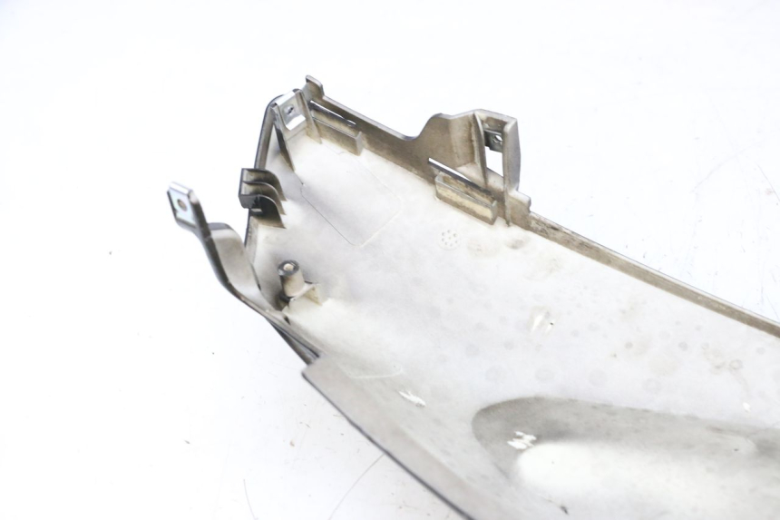 photo de CARENADO TRASERO DERECHA JM MOTORS SANTANA 50 (2014 - 2023) - Zoom estado de uso