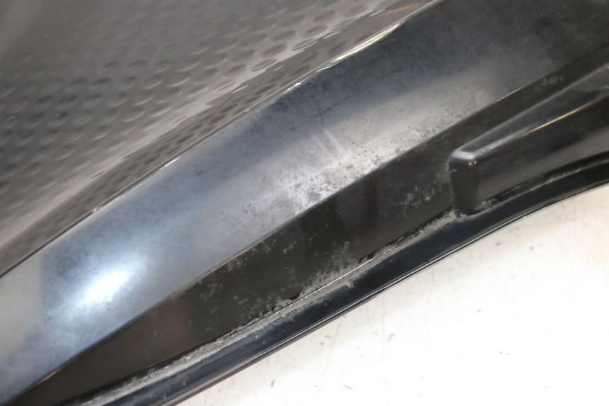 photo de CARENADO TRASERO DERECHA JM MOTORS SANTANA 50 (2014 - 2023) - Estado de la superficie y material