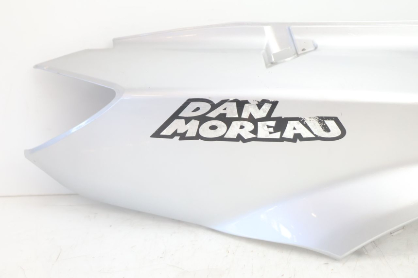 photo de CARENADO TRASERO DERECHA FYM SCOOTERONE 125 (2006 - 2008) - Detalle de la pieza