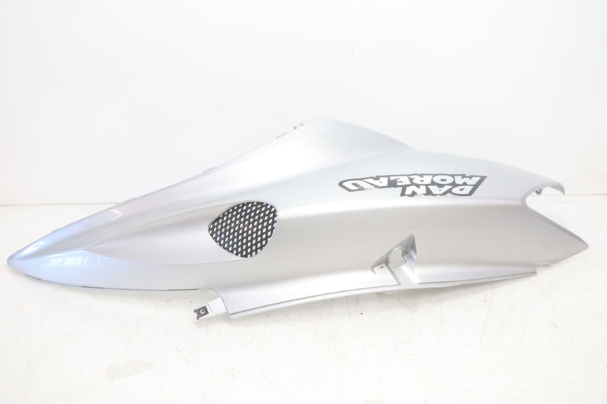 photo de CARENADO TRASERO DERECHA FYM SCOOTERONE 125 (2006 - 2008) - Estado de la superficie y material
