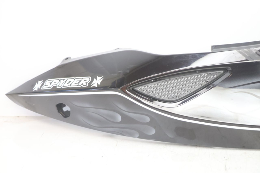 photo de CARENADO TRASERO DERECHA CAN-AM SPYDER RS 1000 (2008 - 2012) - Detalle de la pieza