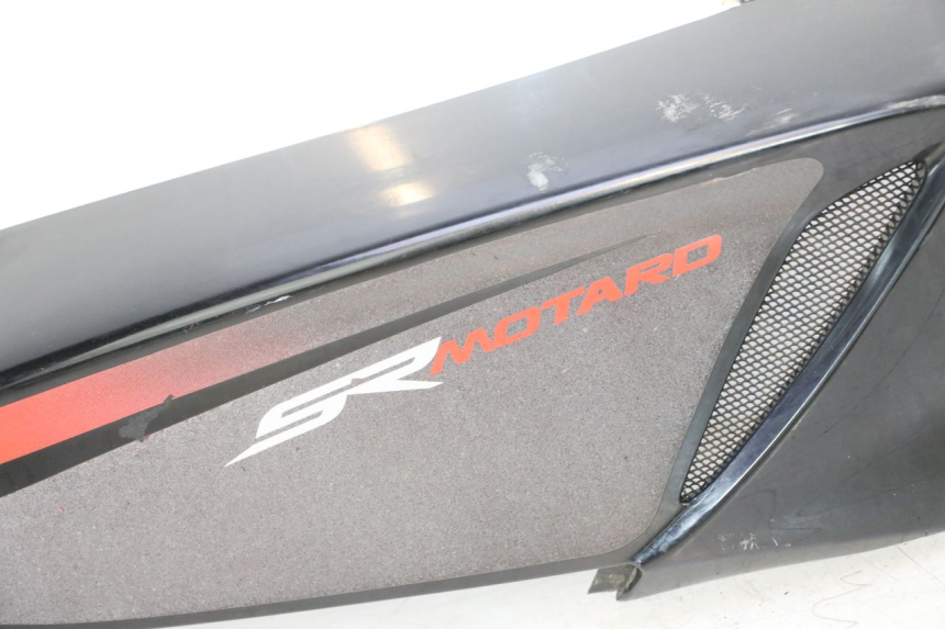 photo de CARENADO TRASERO DERECHA APRILIA SR MOTARD 50 (2012 - 2018) - Otra perspectiva