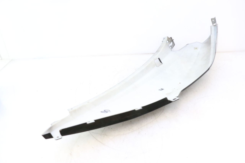 photo de CARENADO TRASERO DERECHA RAZZO STEED 125 (2012 - 2018) - Zoom estado de uso