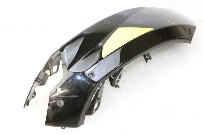 photo de CARENADO TRASERO DERECHA PEUGEOT STREETZONE I NAKED 2T 50 (2018 - 2020) - Características distintivas