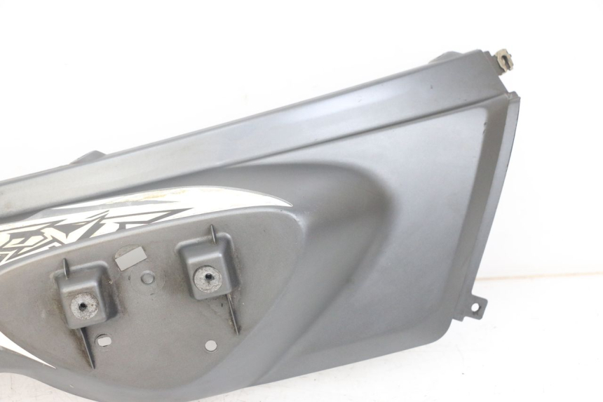 photo de FLANCO TRASERO DERECHO MBK STUNT NAKED 50 (2004 - 2018) - Marcados y referencias originales