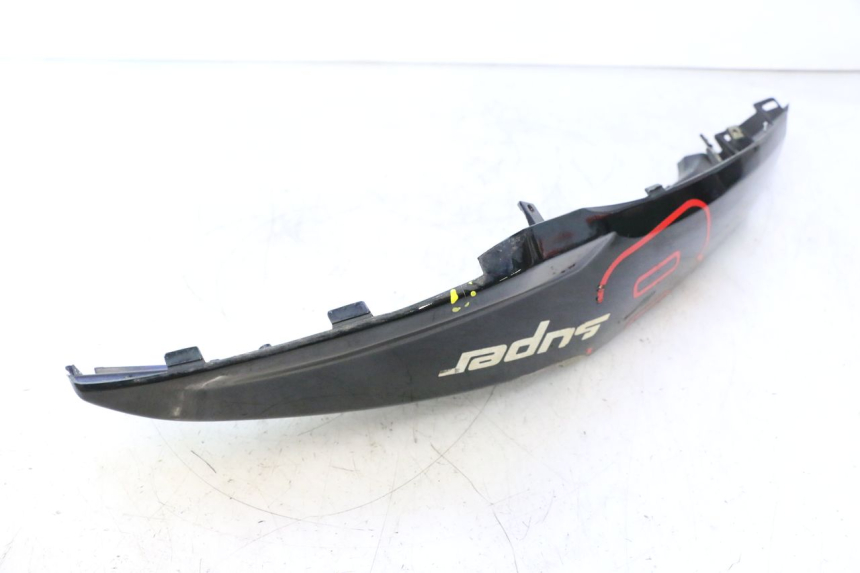 photo de CARENADO TRASERO DERECHA KYMCO SUPER 8 2T 50 (2007 - 2013) - Primer plano de alta resolución