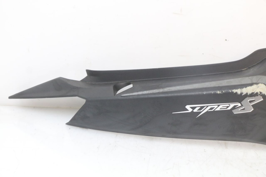 photo de CARENADO TRASERO DERECHA KYMCO SUPER 8 4T 50 (2018 - 2020) - Zoom estado de uso