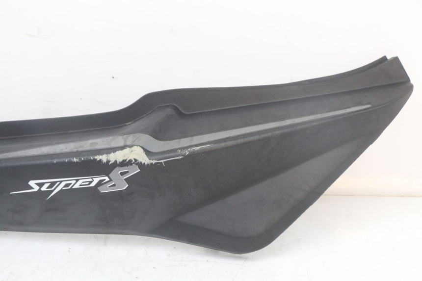 photo de CARENADO TRASERO DERECHA KYMCO SUPER 8 4T 50 (2018 - 2020) - Otra perspectiva