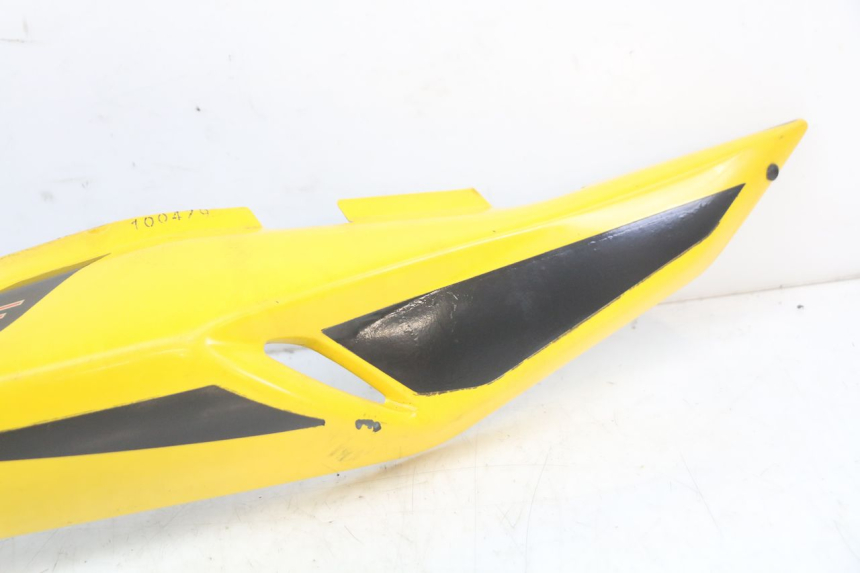 photo de CARENADO TRASERO DERECHA SUZUKI GS F 500 (2004 - 2007) - Zoom estado de uso
