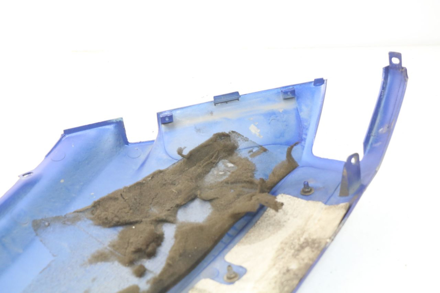 photo de CARENADO TRASERO DERECHA PEUGEOT SV 80 (1993 - 1997) - Zoom estado de uso