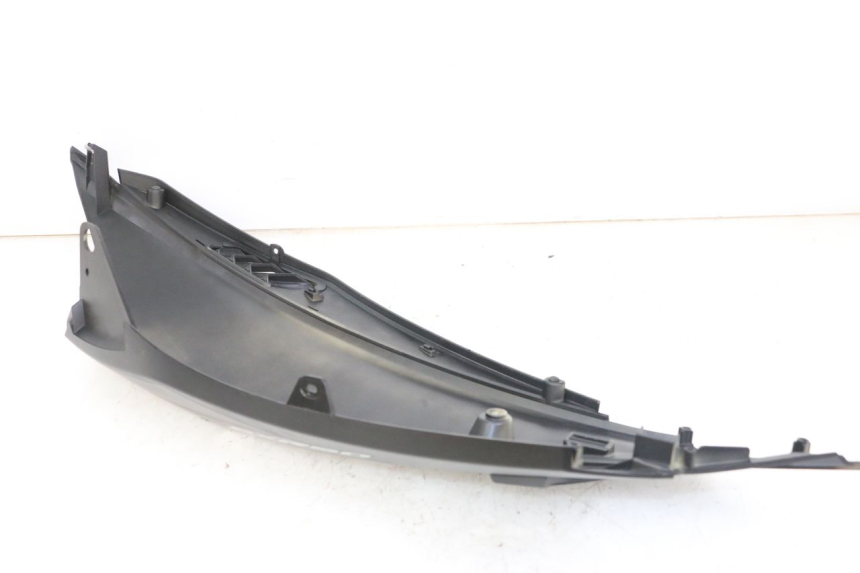 photo de FLANCO TRASERO DERECHO APRILIA SXR 50 (2021 - 2023) - Zoom estado de uso