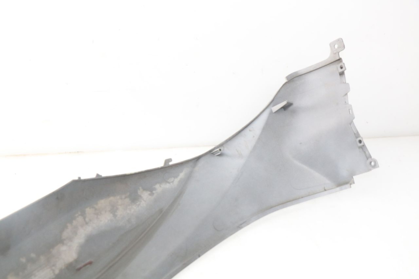 photo de CARENADO TRASERO DERECHA SYM SYMPHONY 50 (2009 - 2015) - Zoom estado de uso