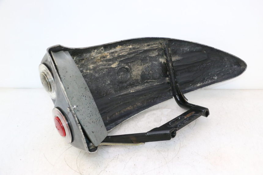 photo de CARENADO TRASERO DERECHA BOOM TRIKE FUN 500 (2004 - 2010) - Primer plano técnico