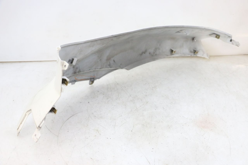 photo de CARENADO TRASERO DERECHA PEUGEOT TWEET PRO EFI 4T 50 (2021 - 2022) - Otra vista del artículo