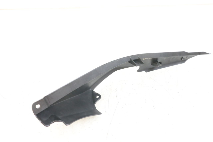 photo de FLANCO TRASERO DERECHO KAWASAKI VERSYS ABS 650 (2015 - 2018) - Detalles de los puntos de fijación