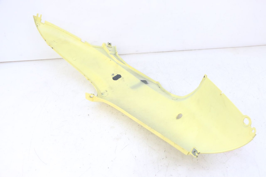 photo de CARENADO TRASERO DERECHA YAMAHA WHY 50 (1998 - 2000) - Zoom estado de uso