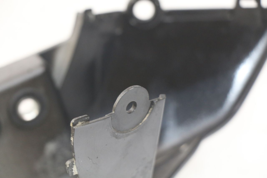 photo de FLANCO TRASERO DERECHO SYM WOLF SB 125 (2011 - 2018) - Zoom estado de uso